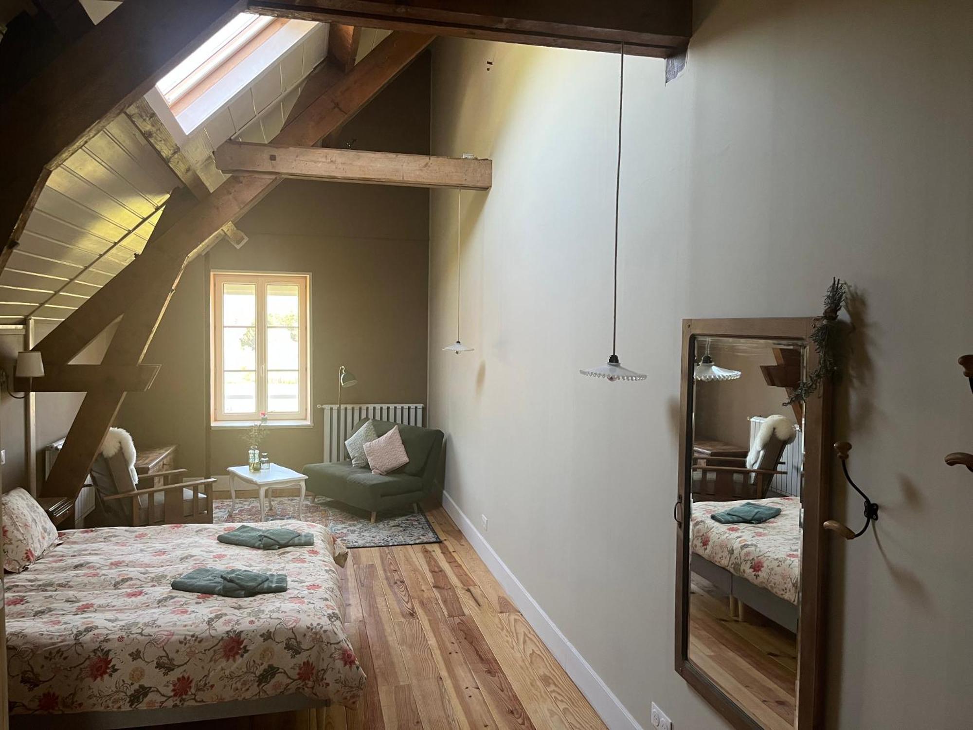 Moulin De Maupoy Bed & Breakfast Saint-Symphorien-de-Marmagne Bagian luar foto