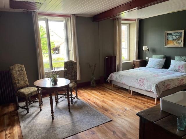 Moulin De Maupoy Bed & Breakfast Saint-Symphorien-de-Marmagne Bagian luar foto