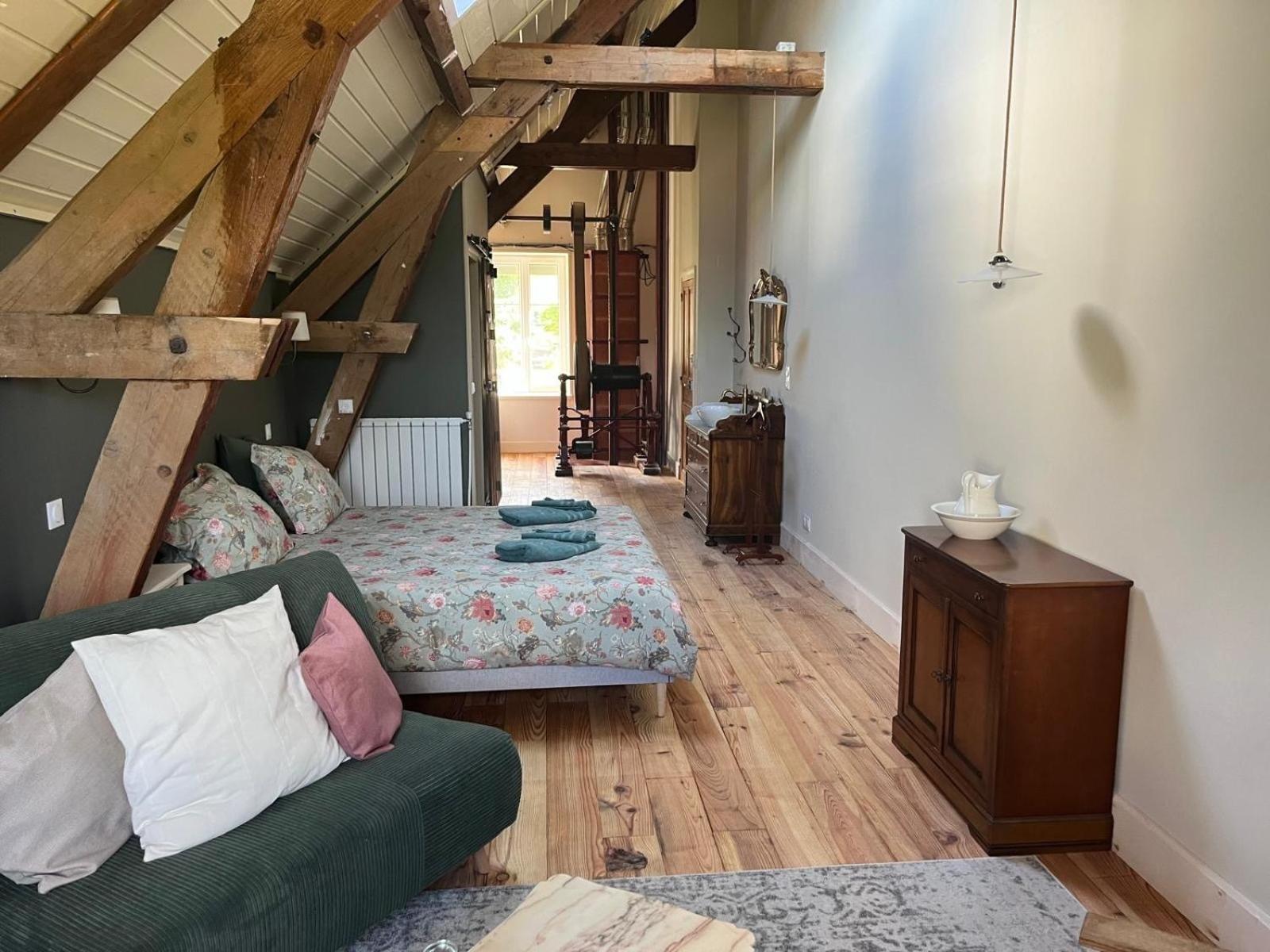 Moulin De Maupoy Bed & Breakfast Saint-Symphorien-de-Marmagne Bagian luar foto